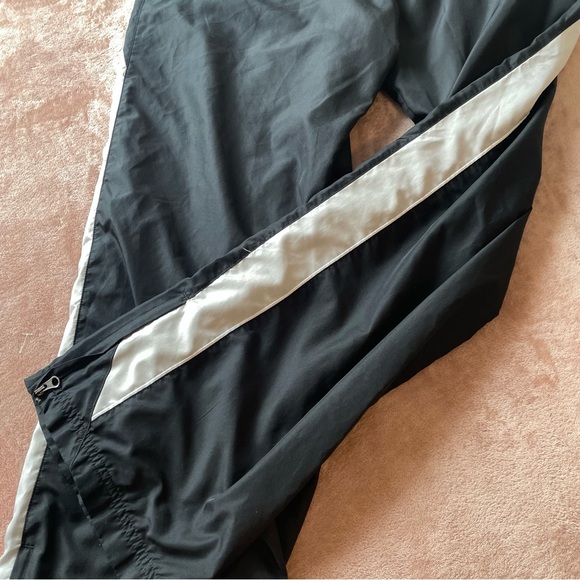 Under Armour Black and White Weatherproof Pants - Picture 3 of 12